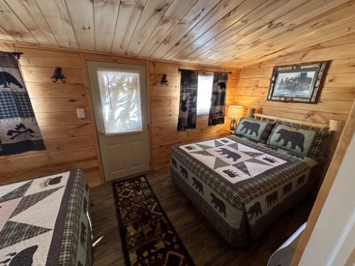 cabin 7 bed